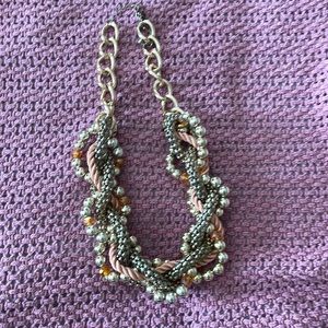 Stunning chunky necklace